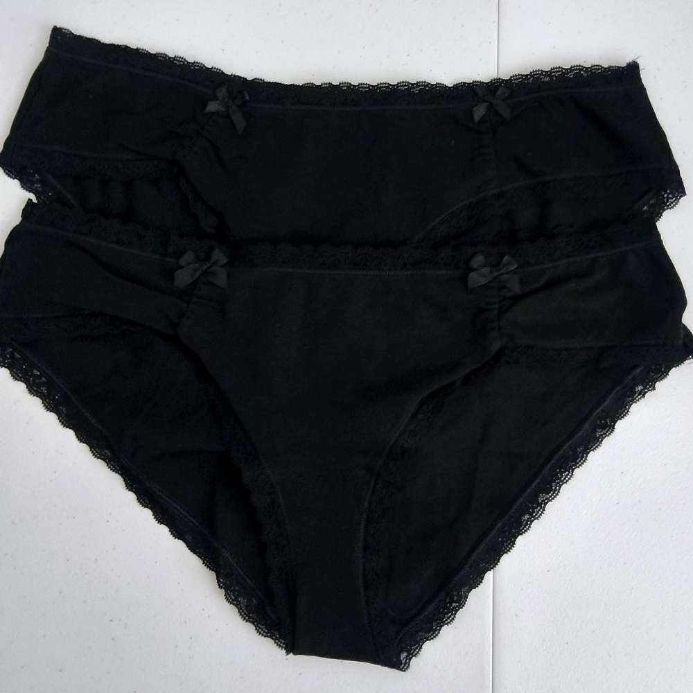 Victoria's Secret Black Lace-Trim Low-rise Hipuggers BUNDLE Size L